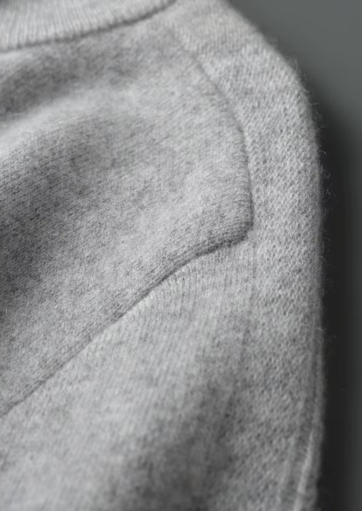 Premium Cashmere Essential Half-Zip Sweater